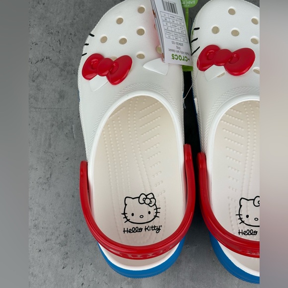 Hello Kitty Adult Crocs Clog Shoes I am classic Size M10 Women’s 12 New - Picture 3 of 4